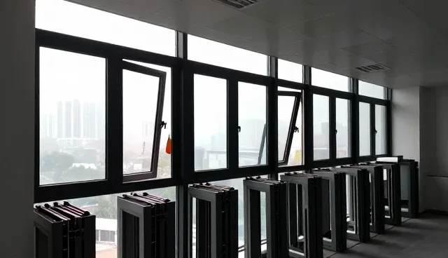 断桥隔热门窗使用与维护建议